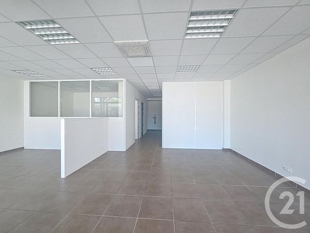 Afficher la photo en grand Appartement Local à louer - 5 pièces - 92.0 m2 - LA TESTE DE BUCH - 33 - AQUITAINE - Century 21 Duprat & Associés