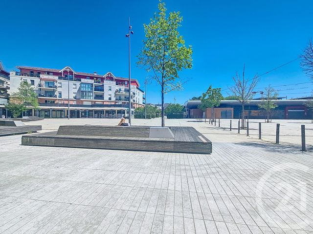 Afficher la photo en grand Appartement Local à louer - 5 pièces - 92.0 m2 - LA TESTE DE BUCH - 33 - AQUITAINE - Century 21 Duprat & Associés