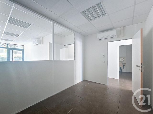 Afficher la photo en grand Appartement Local à louer - 5 pièces - 92.0 m2 - LA TESTE DE BUCH - 33 - AQUITAINE - Century 21 Duprat & Associés