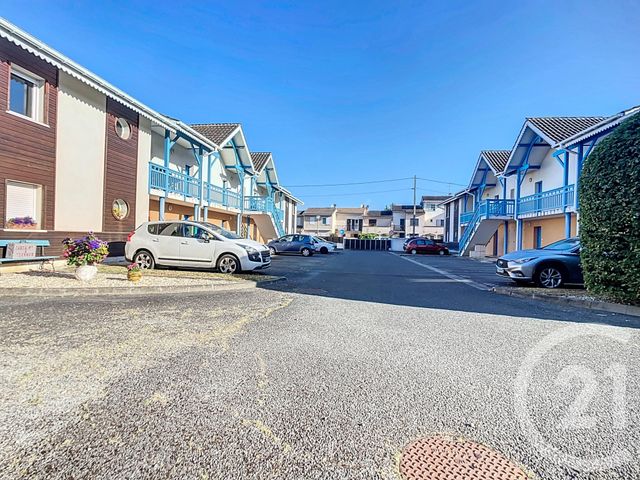 parking à louer - 12.0 m2 - LA TESTE DE BUCH - 33 - AQUITAINE - Century 21 Duprat & Associés
