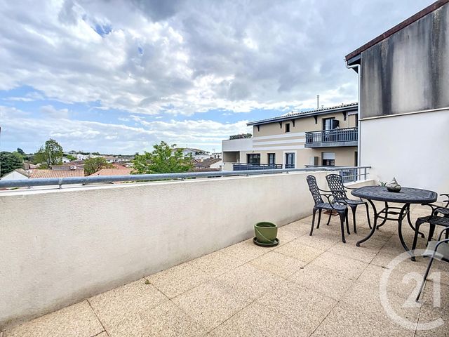 Appartement F3 à louer - 3 pièces - 65.8 m2 - LA TESTE DE BUCH - 33 - AQUITAINE - Century 21 Duprat & Associés