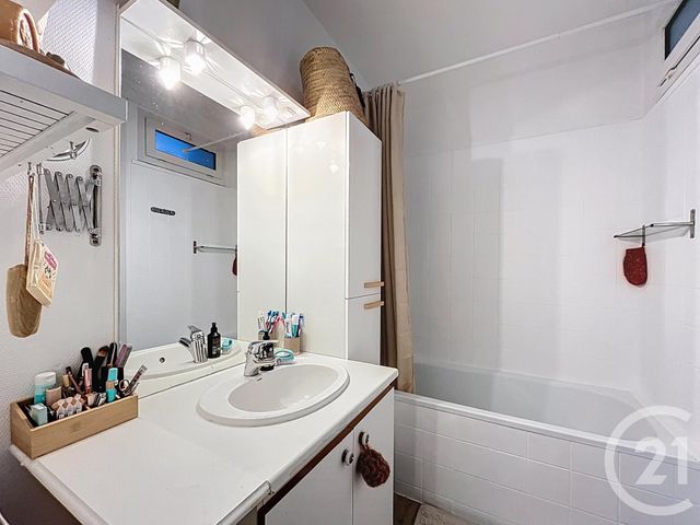 Appartement à vendre - 3 pièces - 80.66 m2 - LA TESTE DE BUCH - 33 - AQUITAINE - Century 21 Duprat & Associés