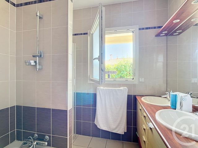 Afficher la photo en grand maison à louer - 4 pièces - 99.52 m2 - GUJAN MESTRAS - 33 - AQUITAINE - Century 21 Duprat & Associés