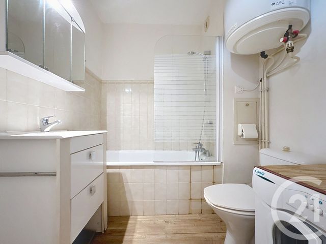 Appartement Studio Cabine à louer - 1 pièce - 24.92 m2 - ARCACHON - 33 - AQUITAINE - Century 21 Duprat & Associés