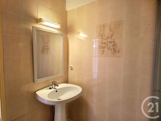 Appartement F2 à louer - 2 pièces - 45.85 m2 - GUJAN MESTRAS - 33 - AQUITAINE - Century 21 Duprat & Associés