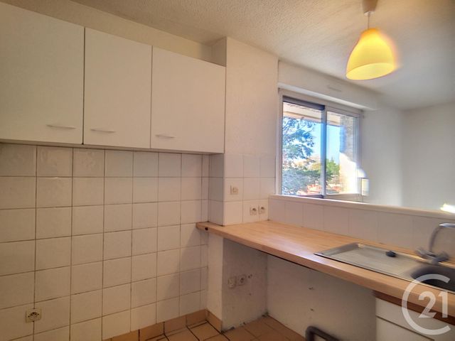 Appartement F2 à louer - 2 pièces - 45.85 m2 - GUJAN MESTRAS - 33 - AQUITAINE - Century 21 Duprat & Associés
