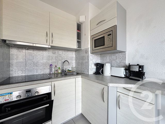 Appartement F1 à louer - 1 pièce - 18.84 m2 - ARCACHON - 33 - AQUITAINE - Century 21 Duprat & Associés